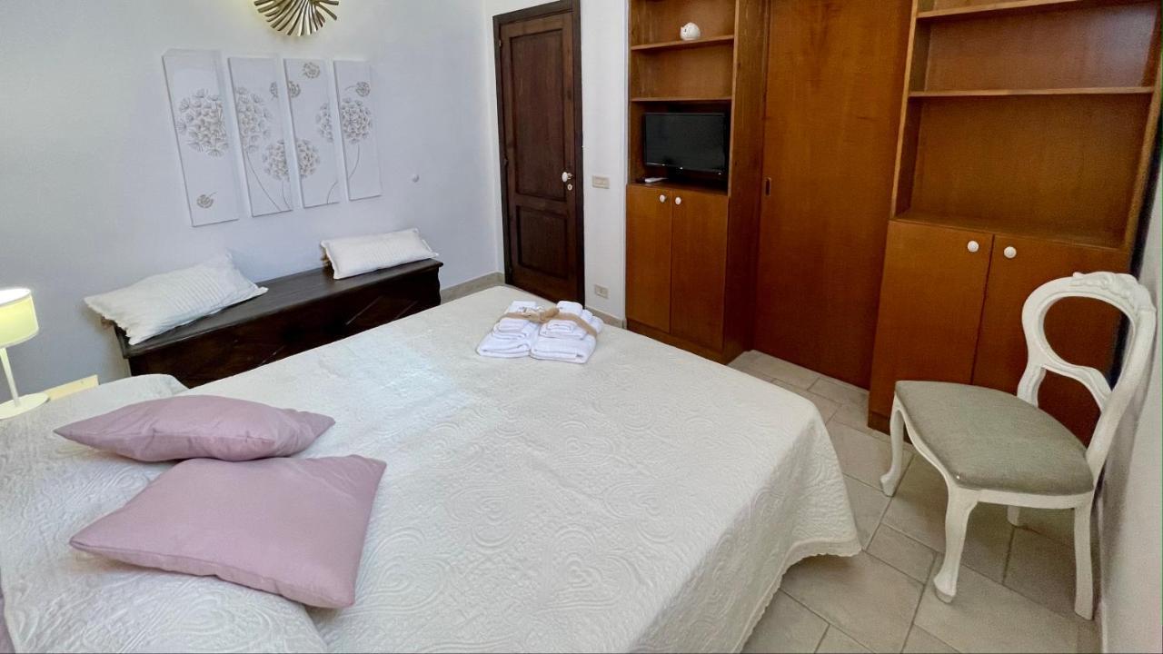 Dimora Bellini Apartment And Rooms Castellana Grotte Exterior foto