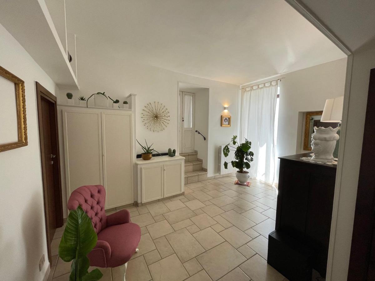 Dimora Bellini Apartment And Rooms Castellana Grotte Exterior foto