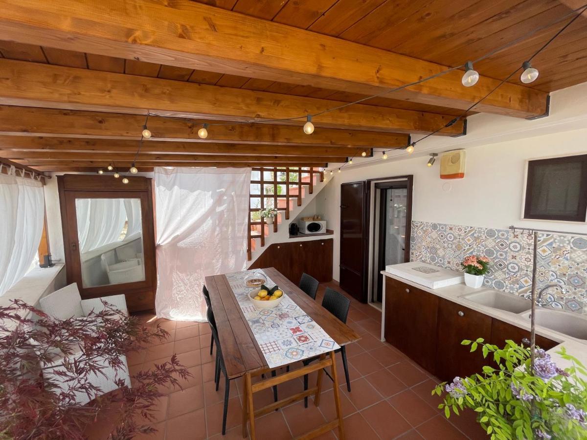 Dimora Bellini Apartment And Rooms Castellana Grotte Exterior foto